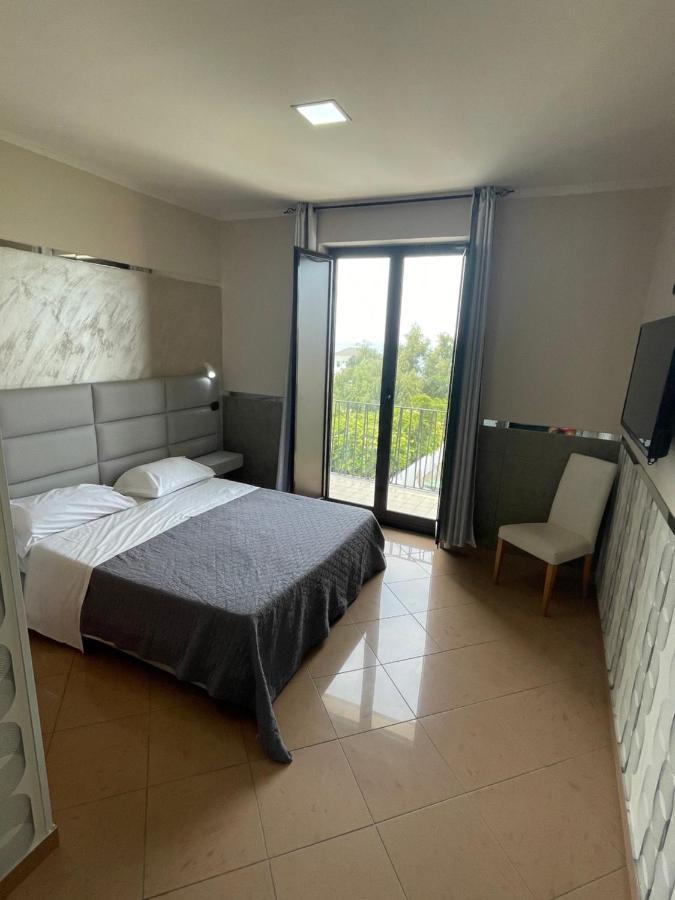 Hotel Borbonico Di Pietrarsa Portici Exteriör bild