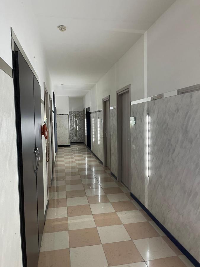Hotel Borbonico Di Pietrarsa Portici Exteriör bild