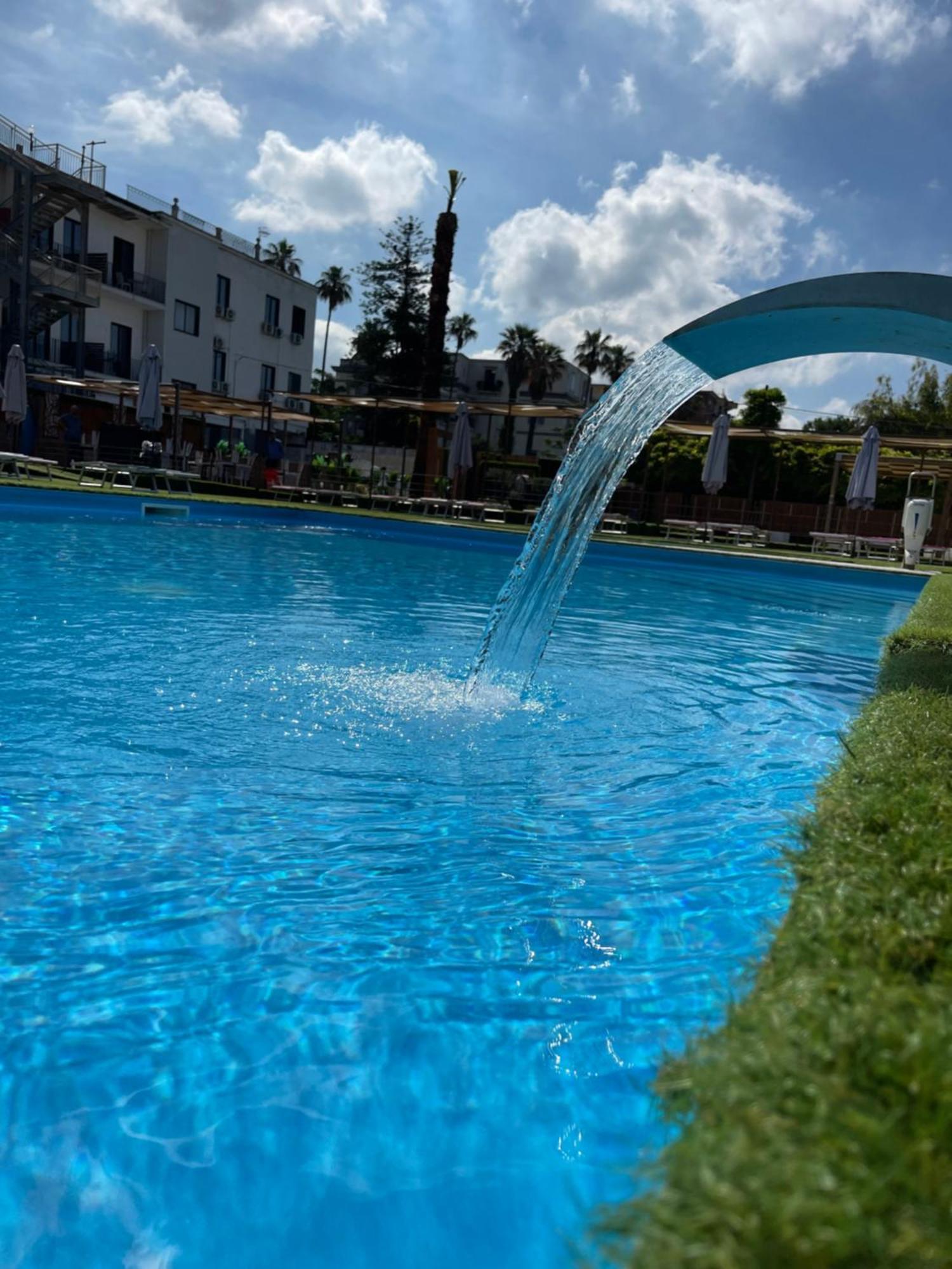 Hotel Borbonico Di Pietrarsa Portici Exteriör bild